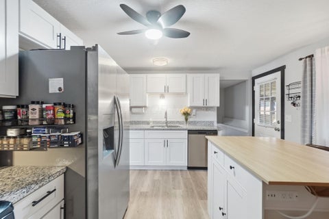 Tiny photo for 1556 Lexdale Court, Reynoldsburg, OH 43068 (MLS # 226040967)