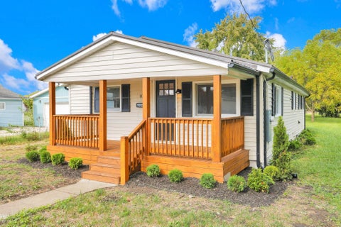 Photo of 10 Fent Street, Jeffersonville, OH 43128 (MLS # 226034864)