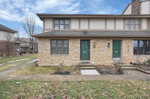 Photo of 97 Stornoway Drive W, Columbus, OH 43213 (MLS # 226018728)