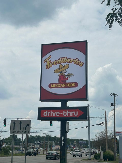 Photo for 5191 Youngstown Warren Road