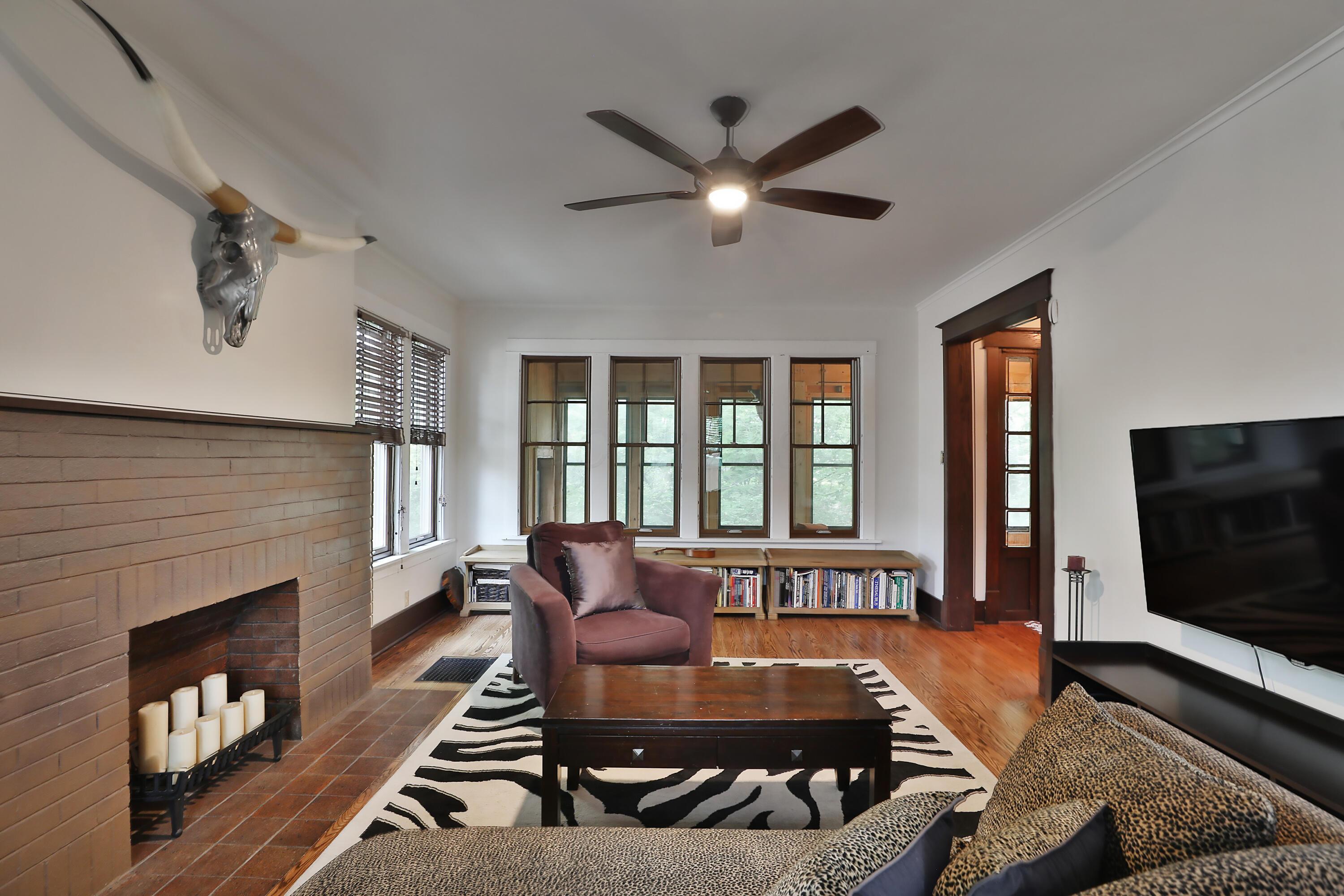 2663 Glen Echo Drive, Columbus, Ohio image 8