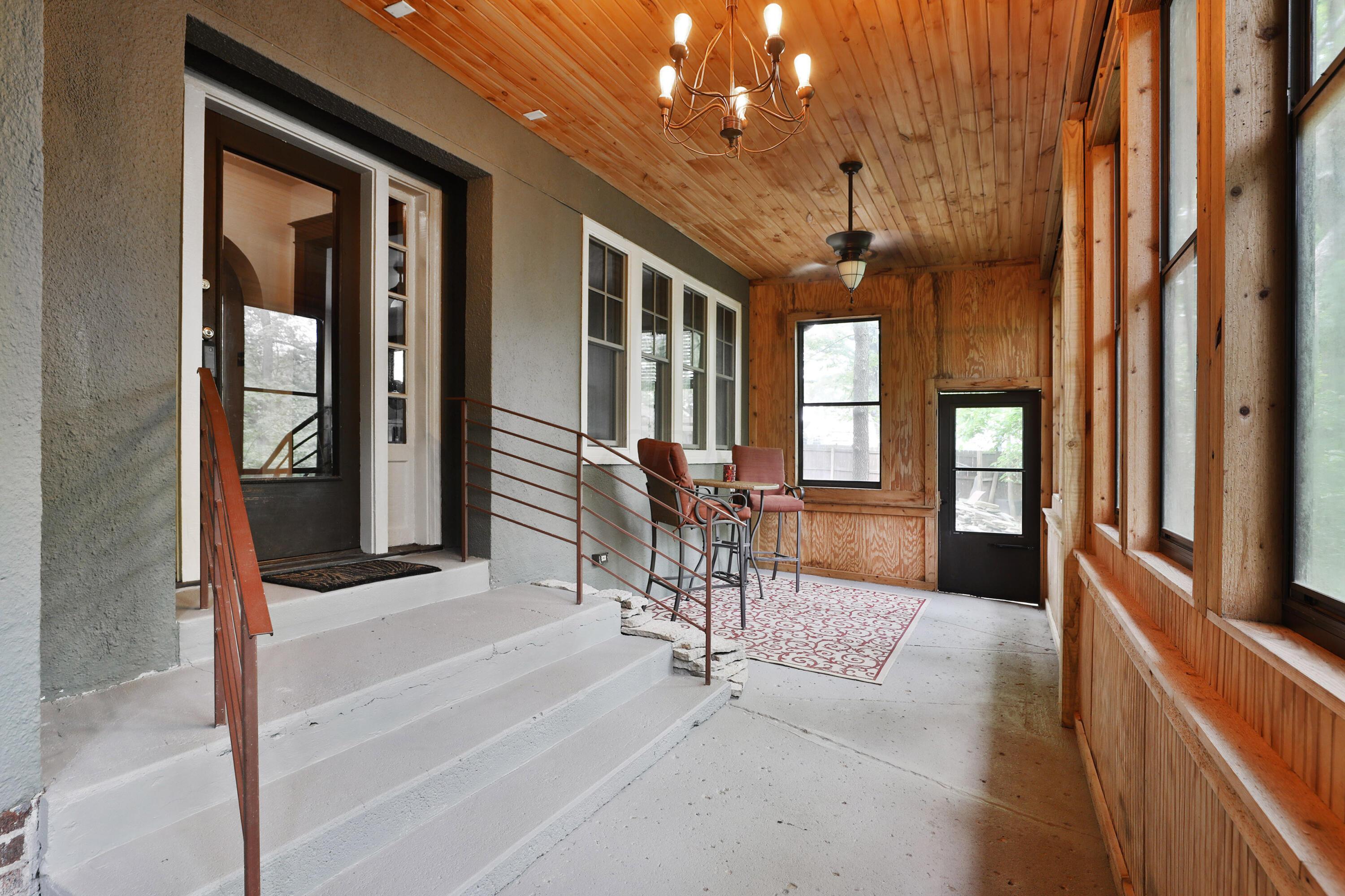 2663 Glen Echo Drive, Columbus, Ohio image 4