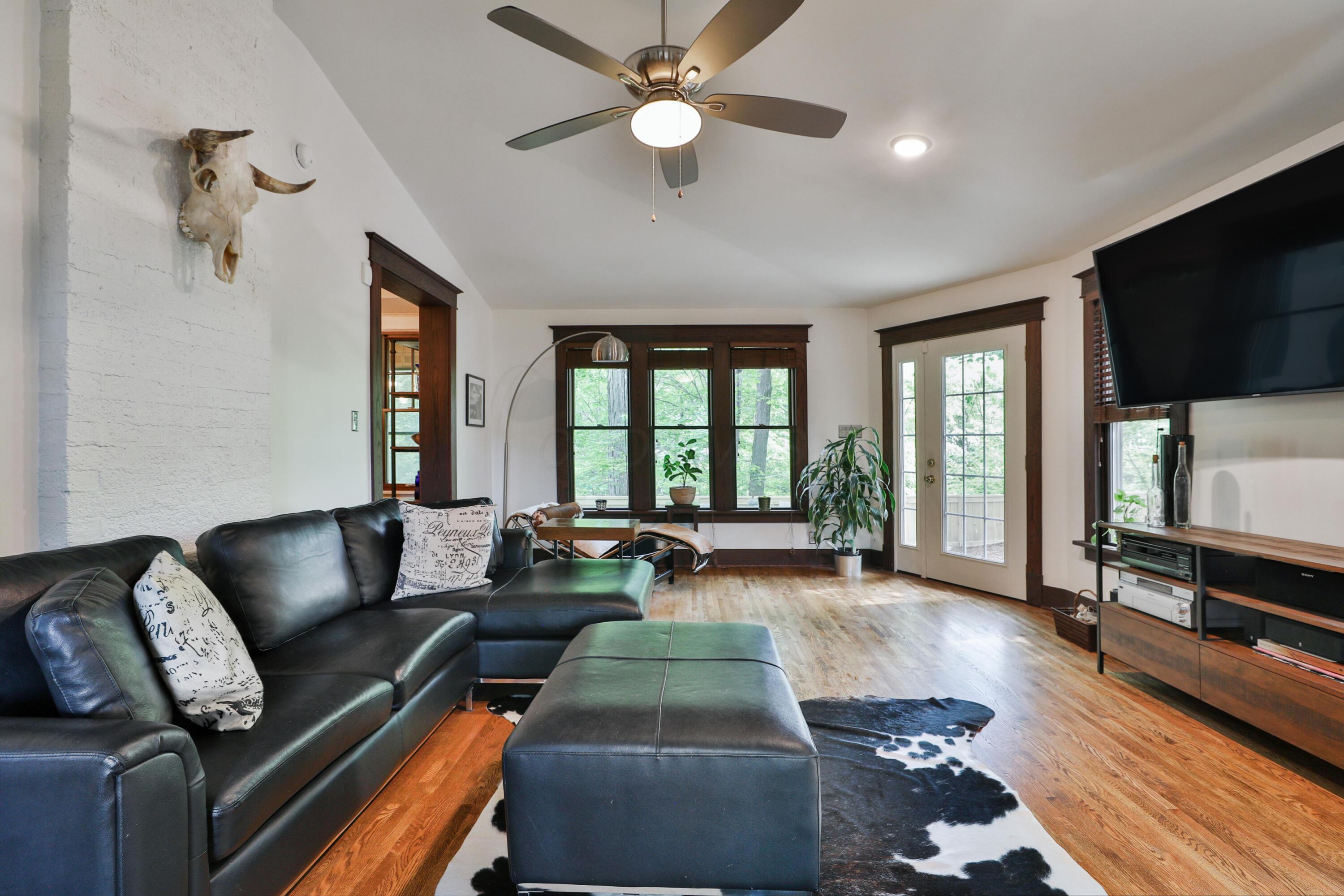 2663 Glen Echo Drive, Columbus, Ohio image 16