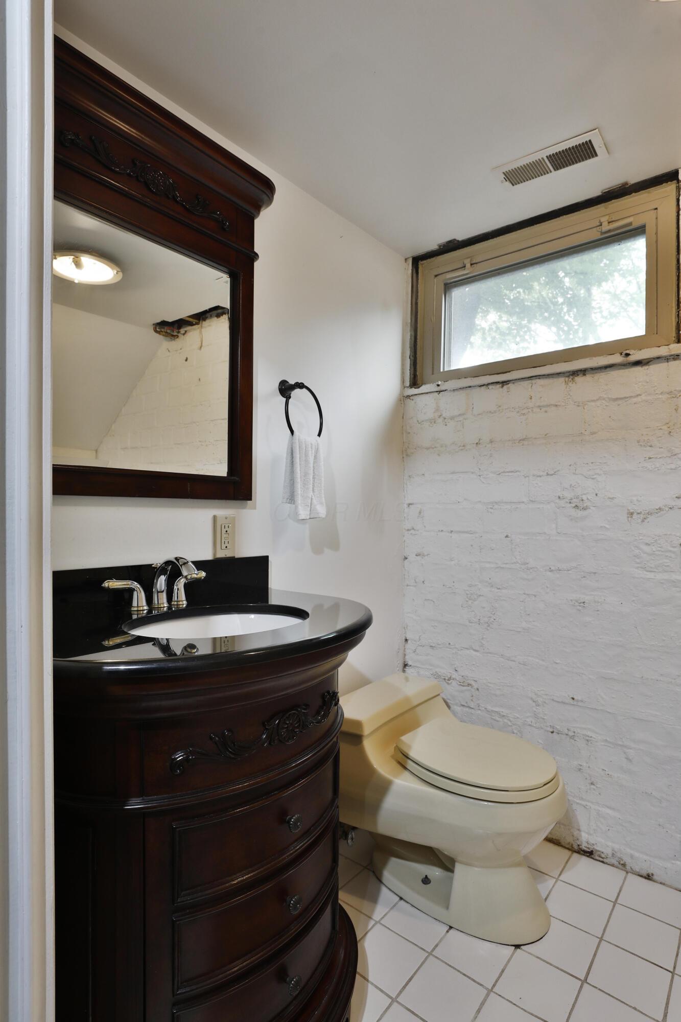 2663 Glen Echo Drive, Columbus, Ohio image 44