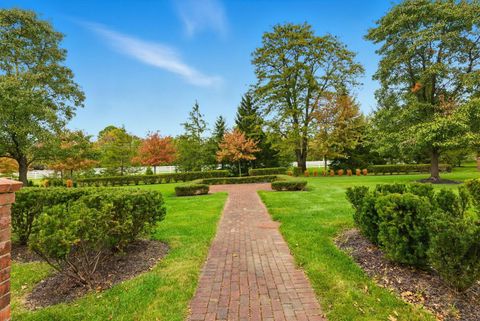 Tiny photo for 4 Pickett Place, New Albany, OH 43054 (MLS # 225039663)