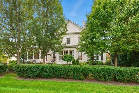 Tiny photo for 4 Pickett Place, New Albany, OH 43054 (MLS # 225039663)