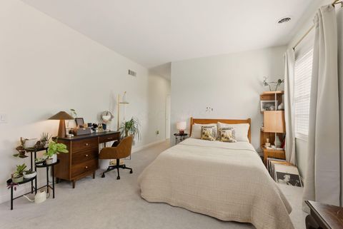 Tiny photo for 4 Pickett Place, New Albany, OH 43054 (MLS # 225039663)