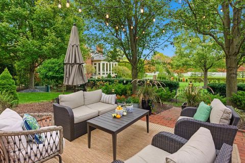 Tiny photo for 4 Pickett Place, New Albany, OH 43054 (MLS # 225039663)