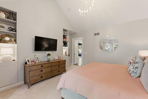 Tiny photo for 4 Pickett Place, New Albany, OH 43054 (MLS # 225039663)