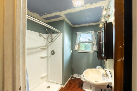 Tiny photo for 465 Vernon Drive, Chillicothe, OH 45601 (MLS # 226025971)