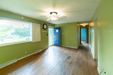 Tiny photo for 465 Vernon Drive, Chillicothe, OH 45601 (MLS # 226025971)