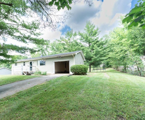 Tiny photo for 465 Vernon Drive, Chillicothe, OH 45601 (MLS # 226025971)