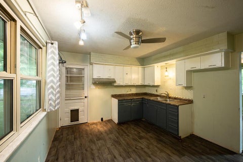 Tiny photo for 465 Vernon Drive, Chillicothe, OH 45601 (MLS # 226025971)