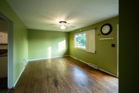 Tiny photo for 465 Vernon Drive, Chillicothe, OH 45601 (MLS # 226025971)
