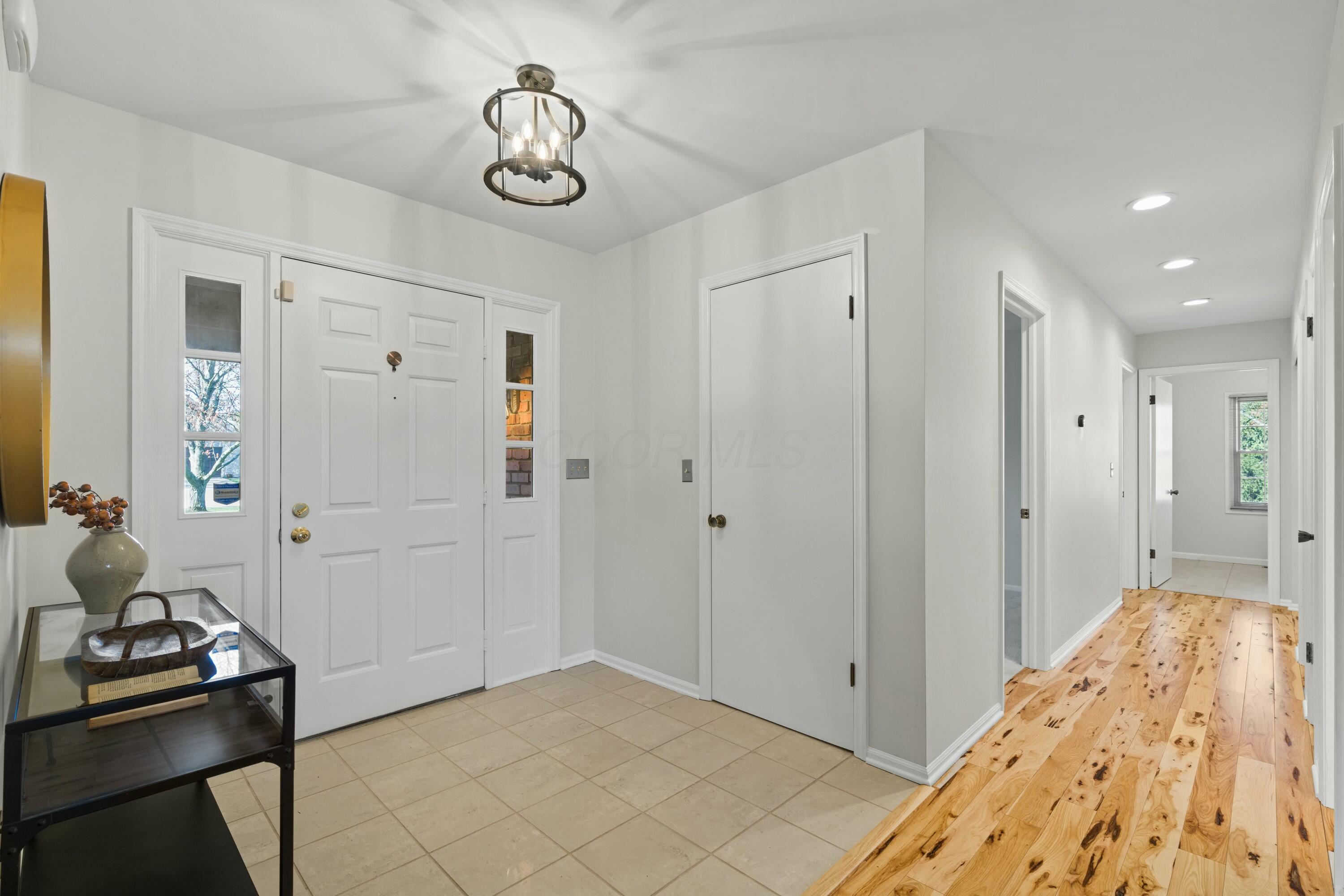 8554 Glenalmond Court, Dublin, Ohio image 7