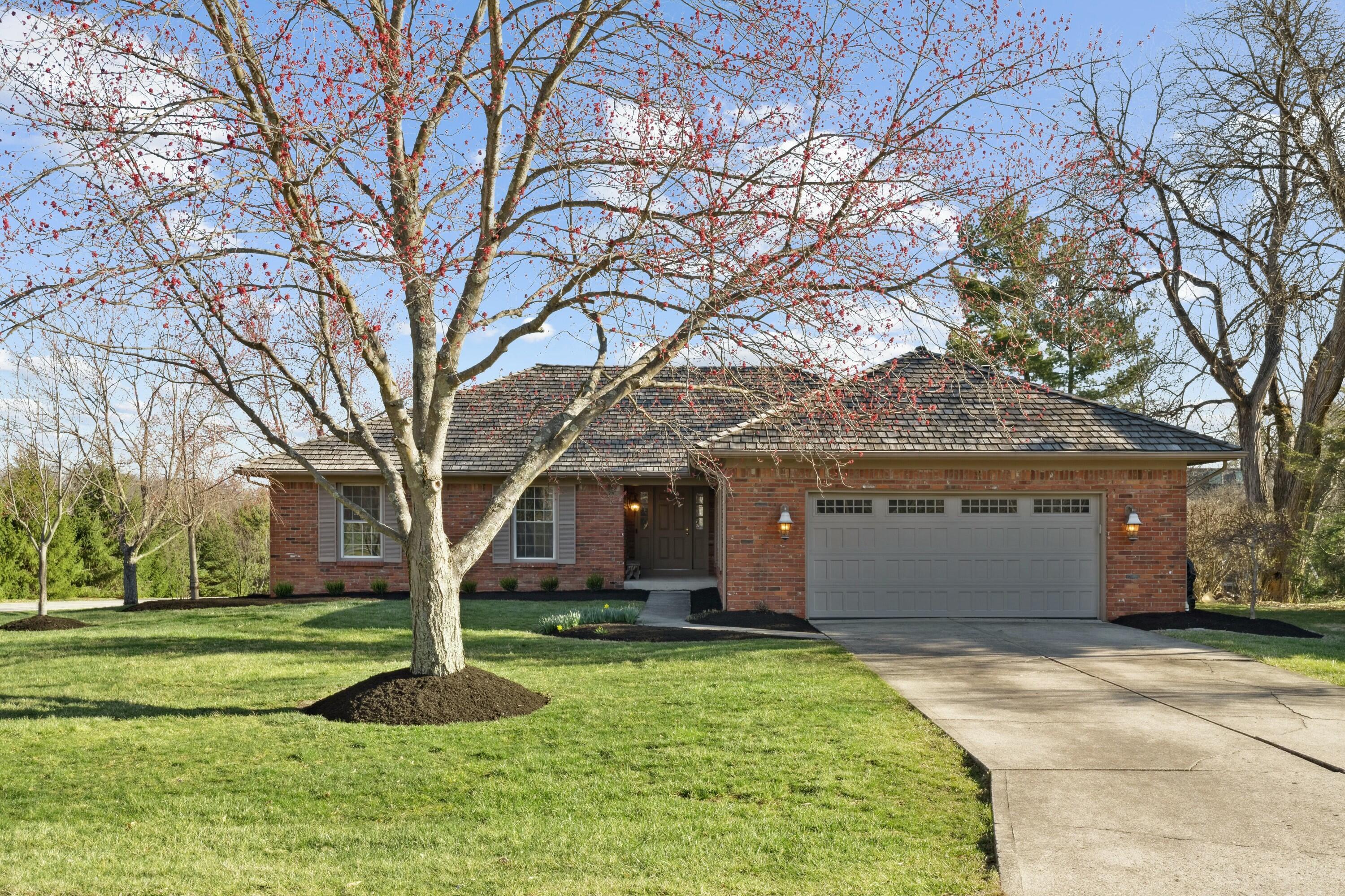 8554 Glenalmond Court, Dublin, Ohio image 1