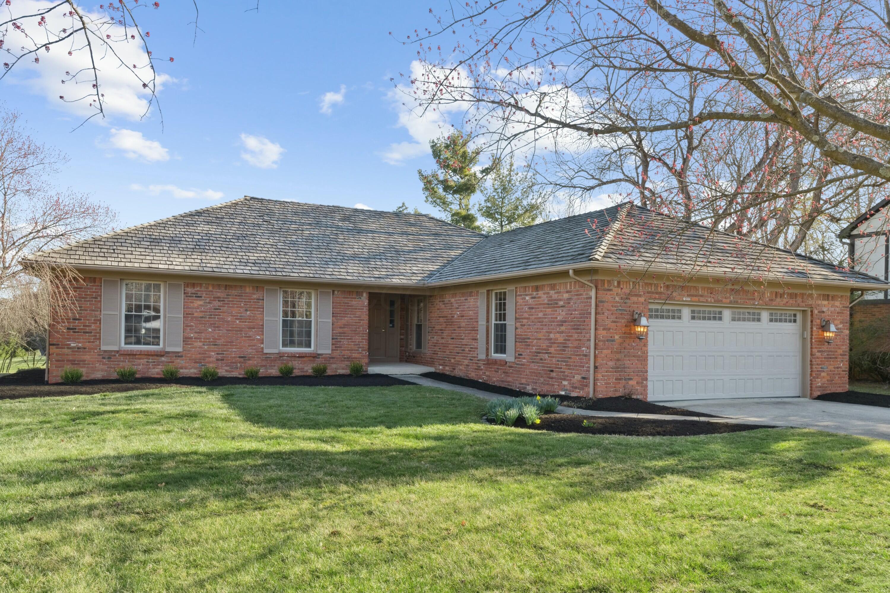 8554 Glenalmond Court, Dublin, Ohio image 4