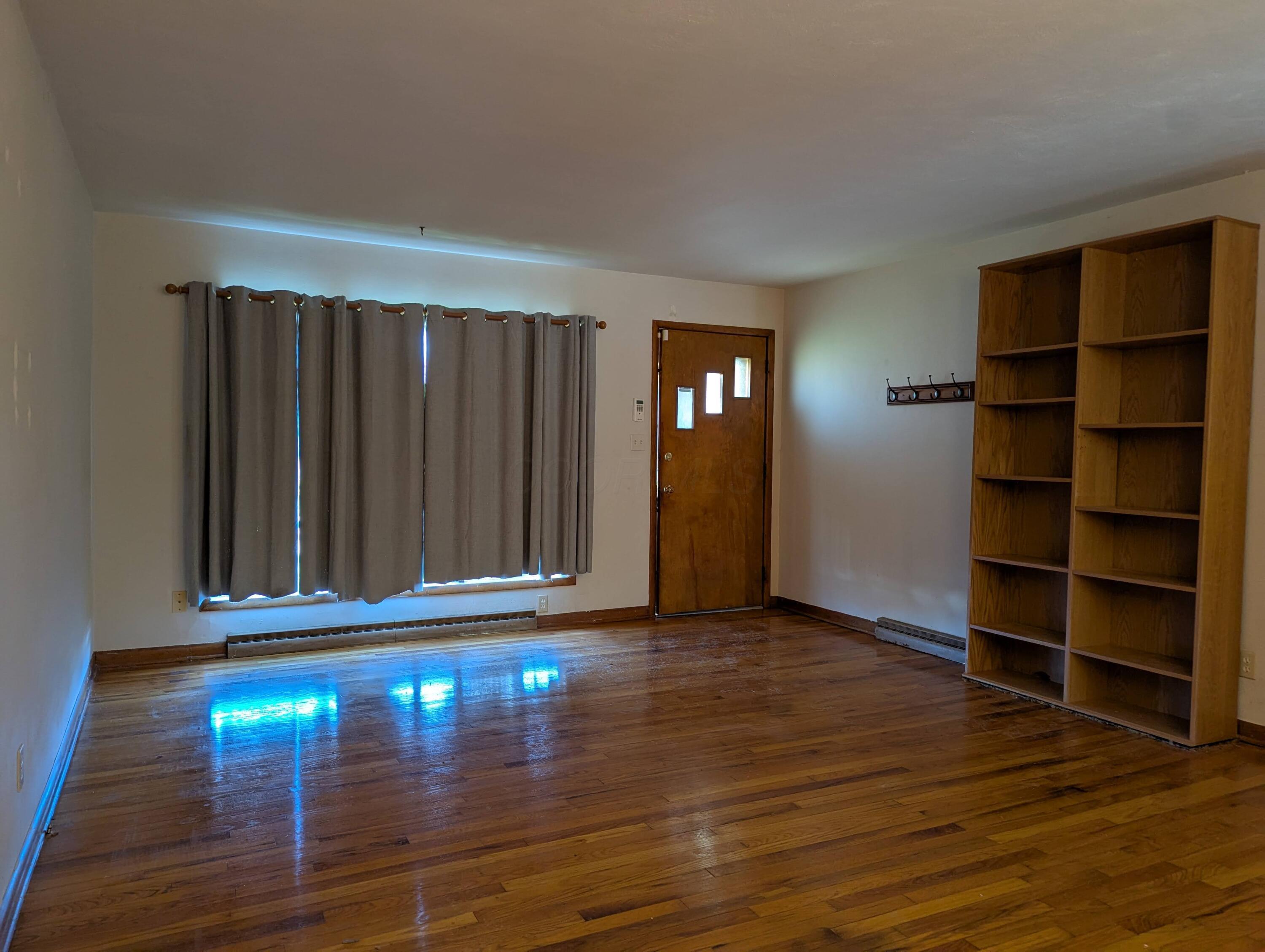 429 W Parkwood Avenue, Springfield, Ohio image 2