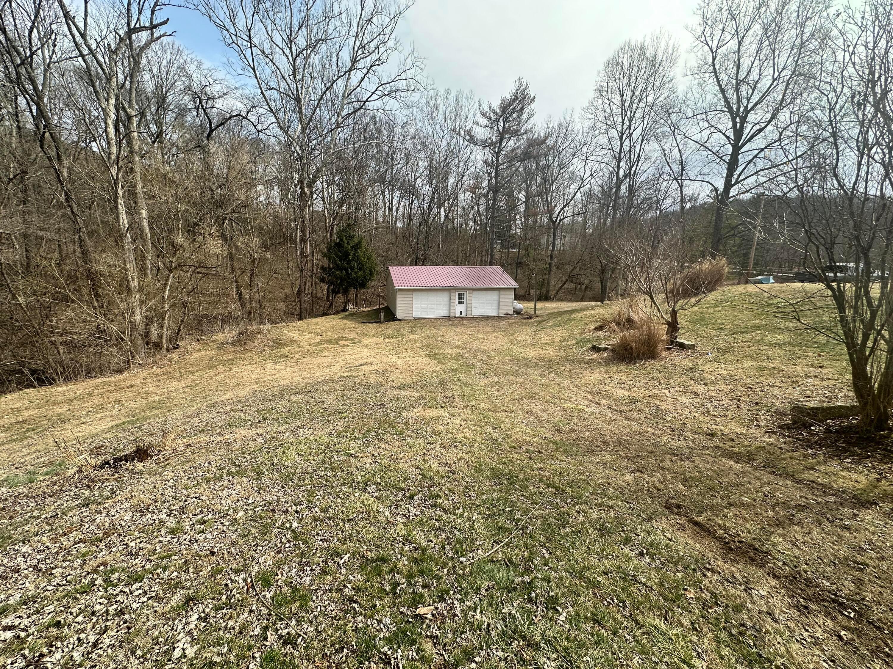8752 N Rokeby Drive, Mcconnelsville, Ohio image 12
