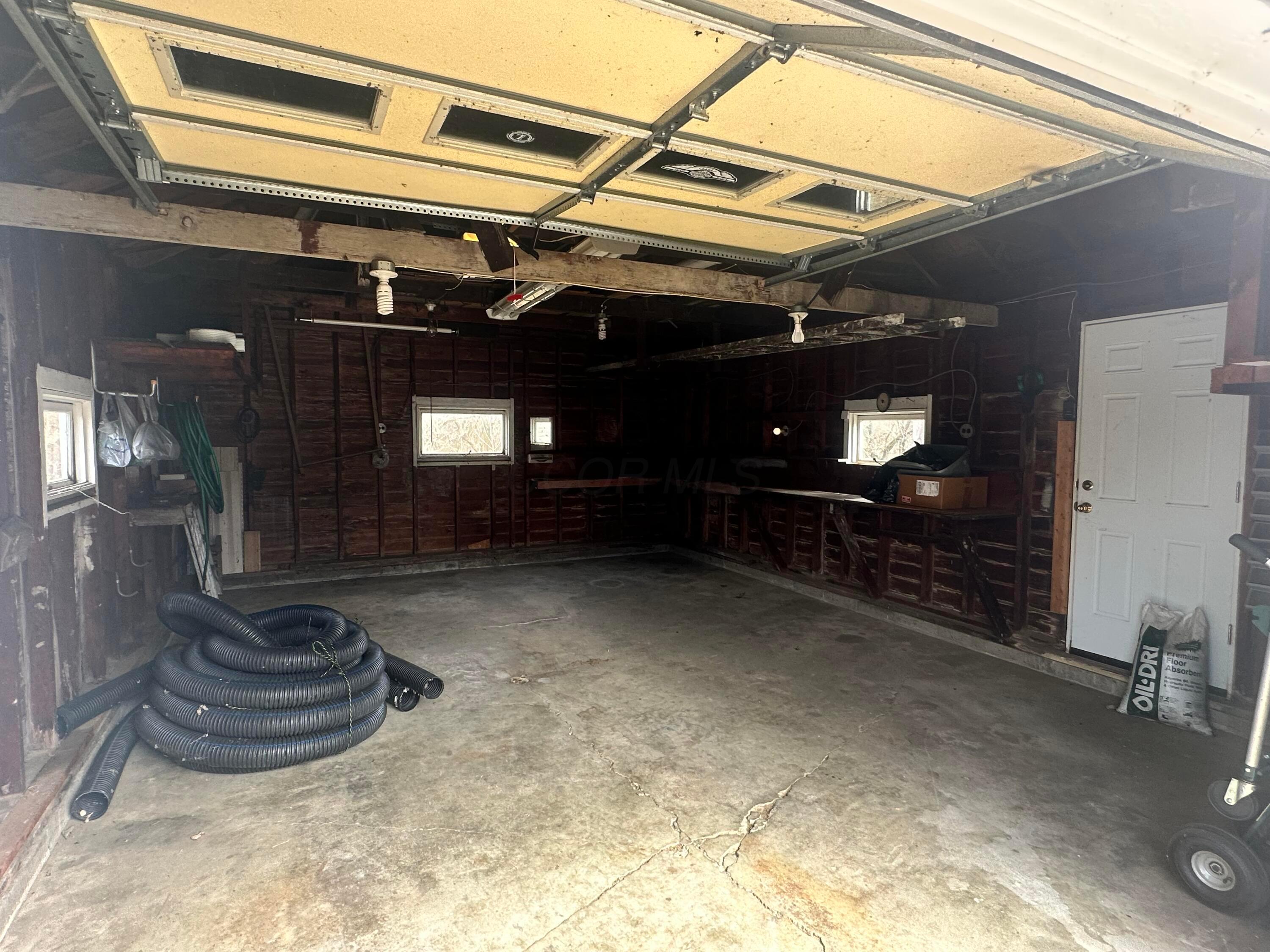 8752 N Rokeby Drive, Mcconnelsville, Ohio image 29