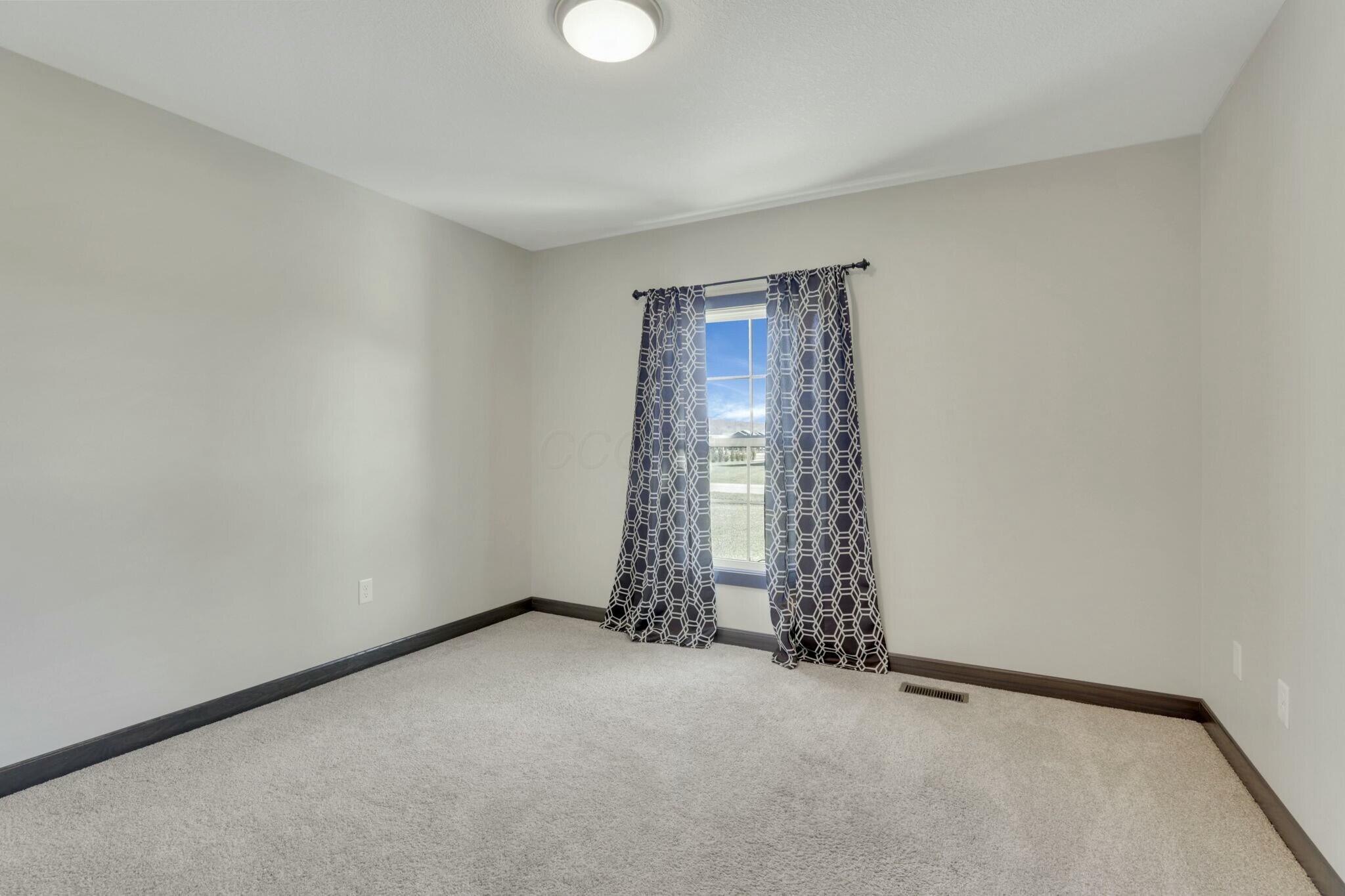 803 Mandy Lane, Newark, Ohio image 41