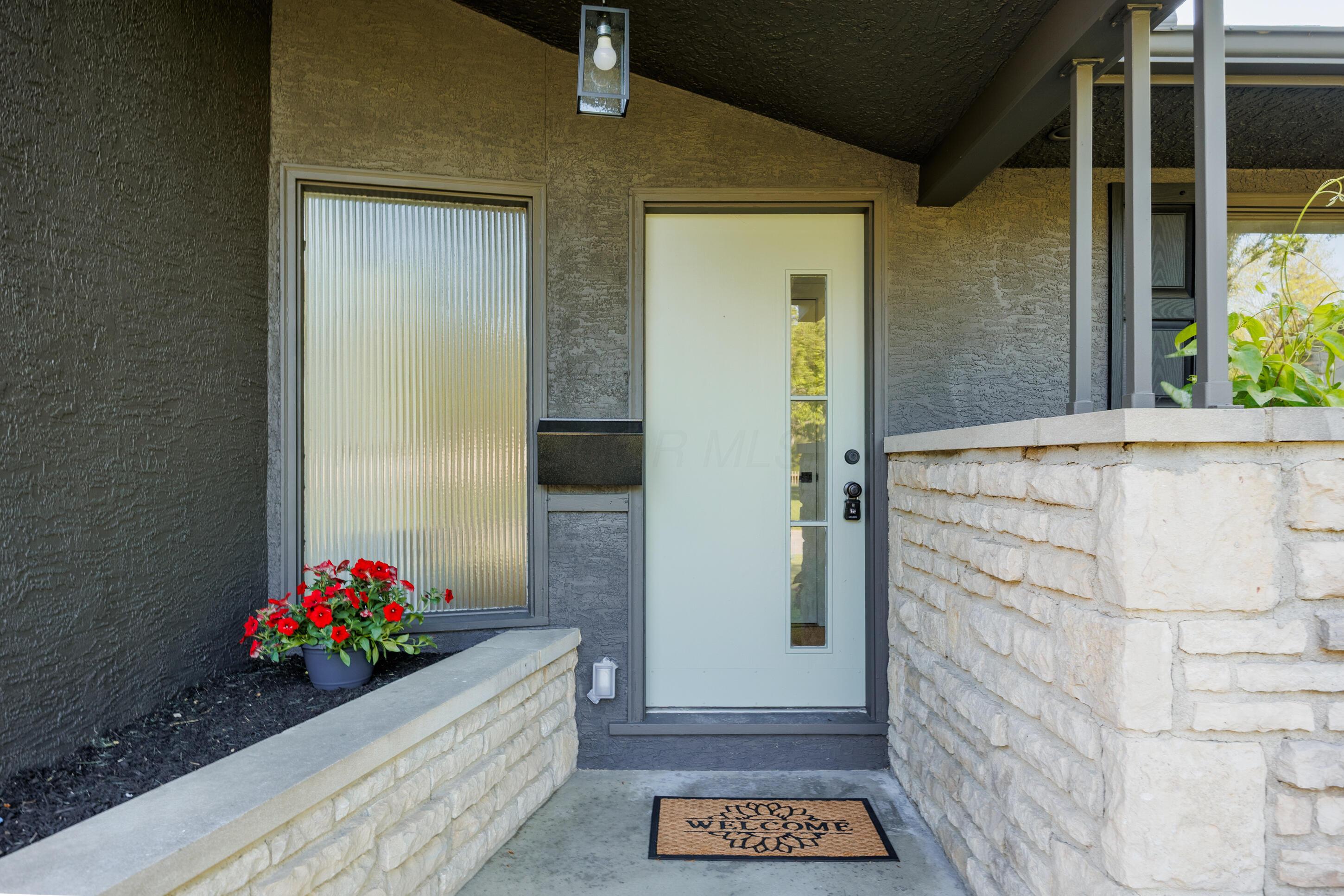 3919 Hillview Drive, Columbus, Ohio image 4