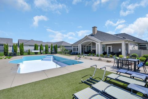Photo of 3670 Backstretch Way, Grove City, OH 43123 (MLS # 226014654)