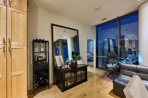 Tiny photo for 300 W Spring Street 1302 #1302, Columbus, OH 43215 (MLS # 226004902)