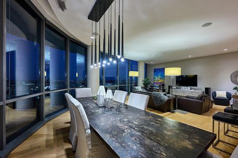 Tiny photo for 300 W Spring Street 1302 #1302, Columbus, OH 43215 (MLS # 226004902)