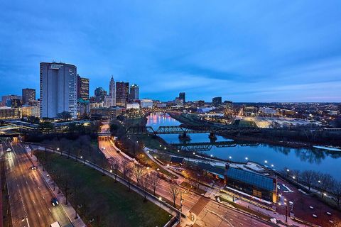 Tiny photo for 300 W Spring Street 1302 #1302, Columbus, OH 43215 (MLS # 226004902)