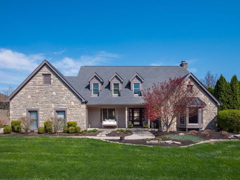 Photo of 6208 Inverurie Drive E, Dublin, OH 43017 (MLS # 226014639)