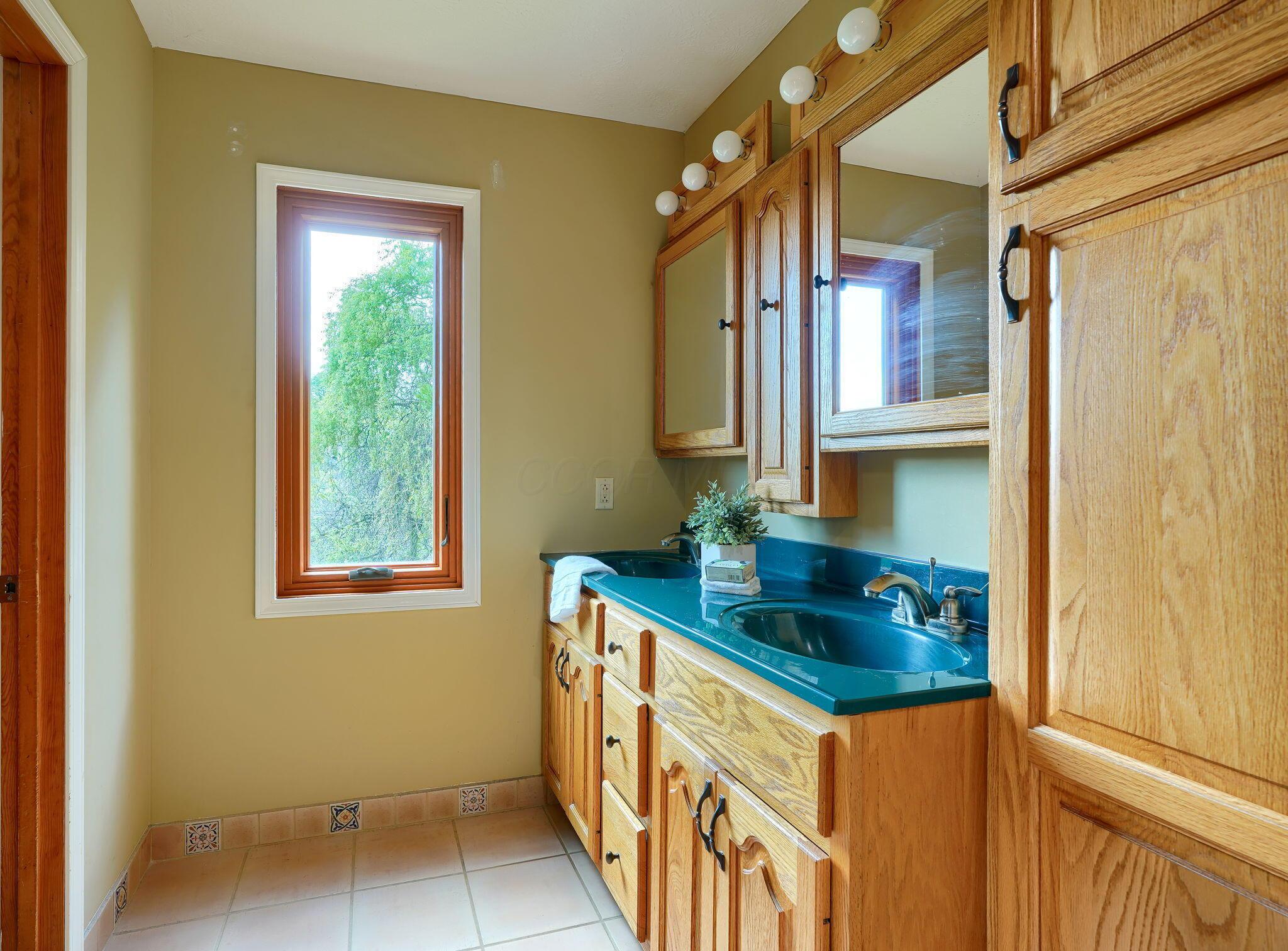 2867 Marietta Road, Chillicothe, Ohio image 21