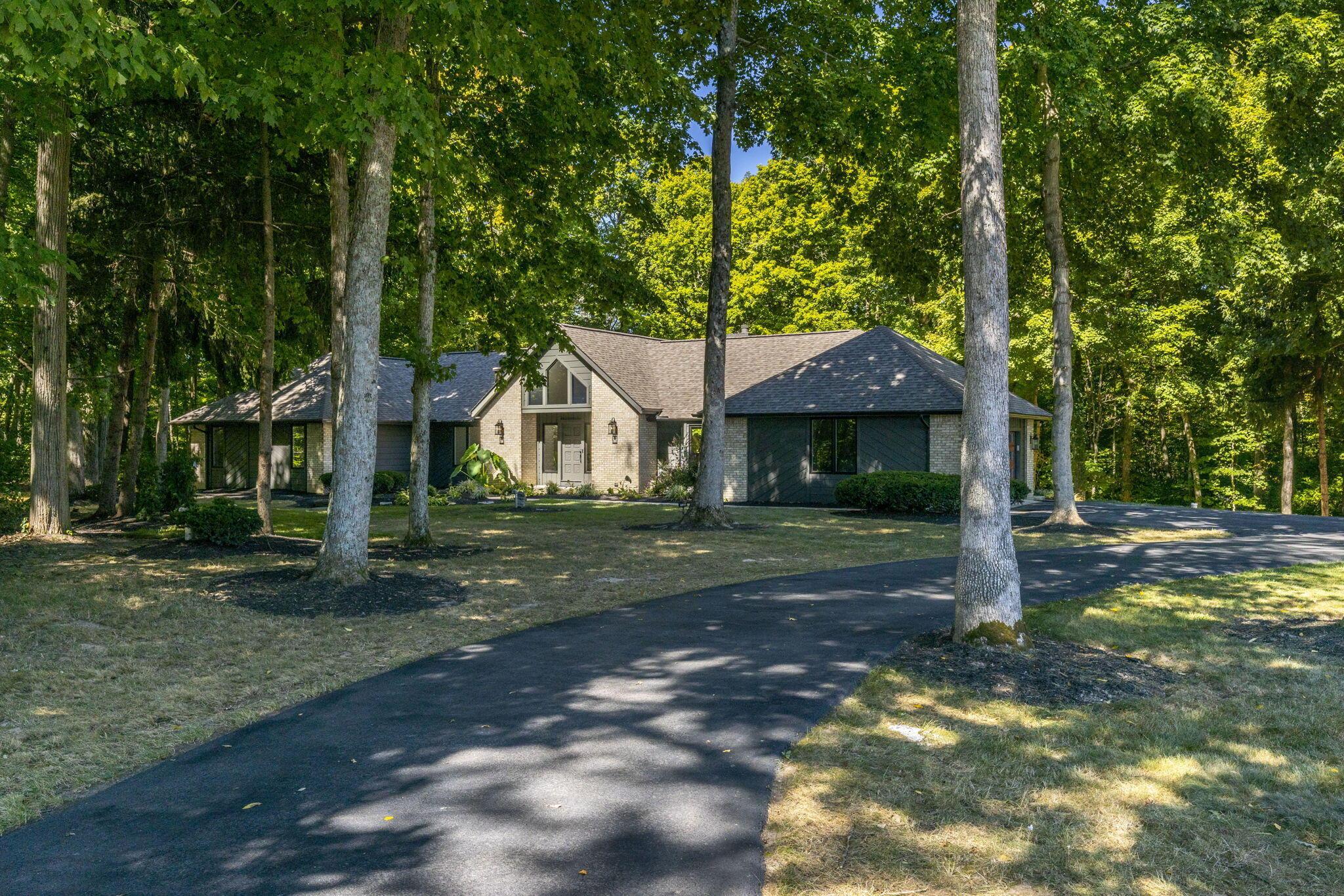 View Grove City, OH 43123 house