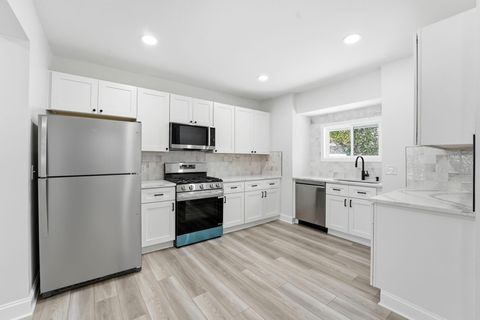 Tiny photo for 156 Winner Avenue, Columbus, OH 43203 (MLS # 225044974)