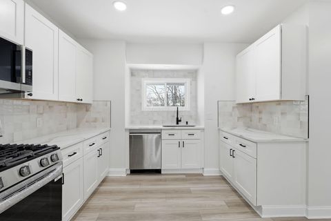 Tiny photo for 156 Winner Avenue, Columbus, OH 43203 (MLS # 225044974)