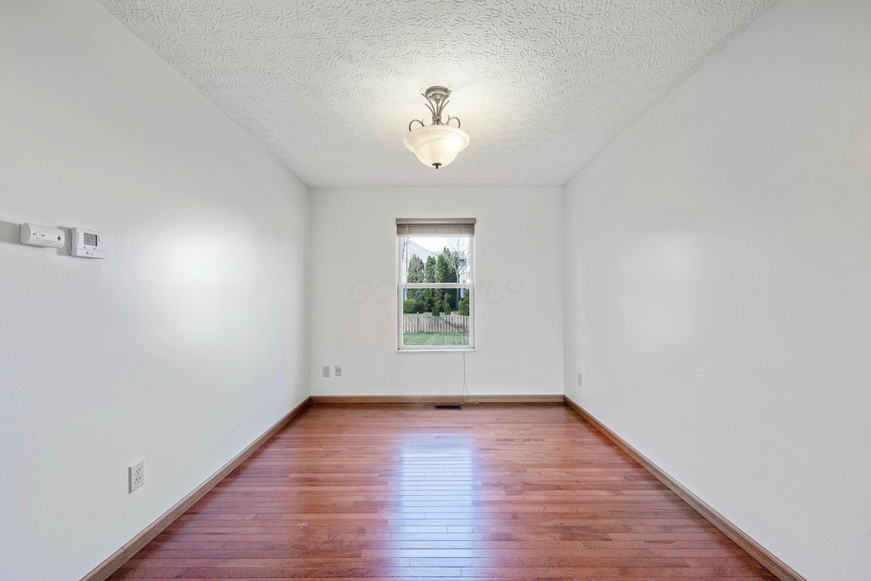 8733 Clarksdale Drive, Lewis Center, Ohio image 11