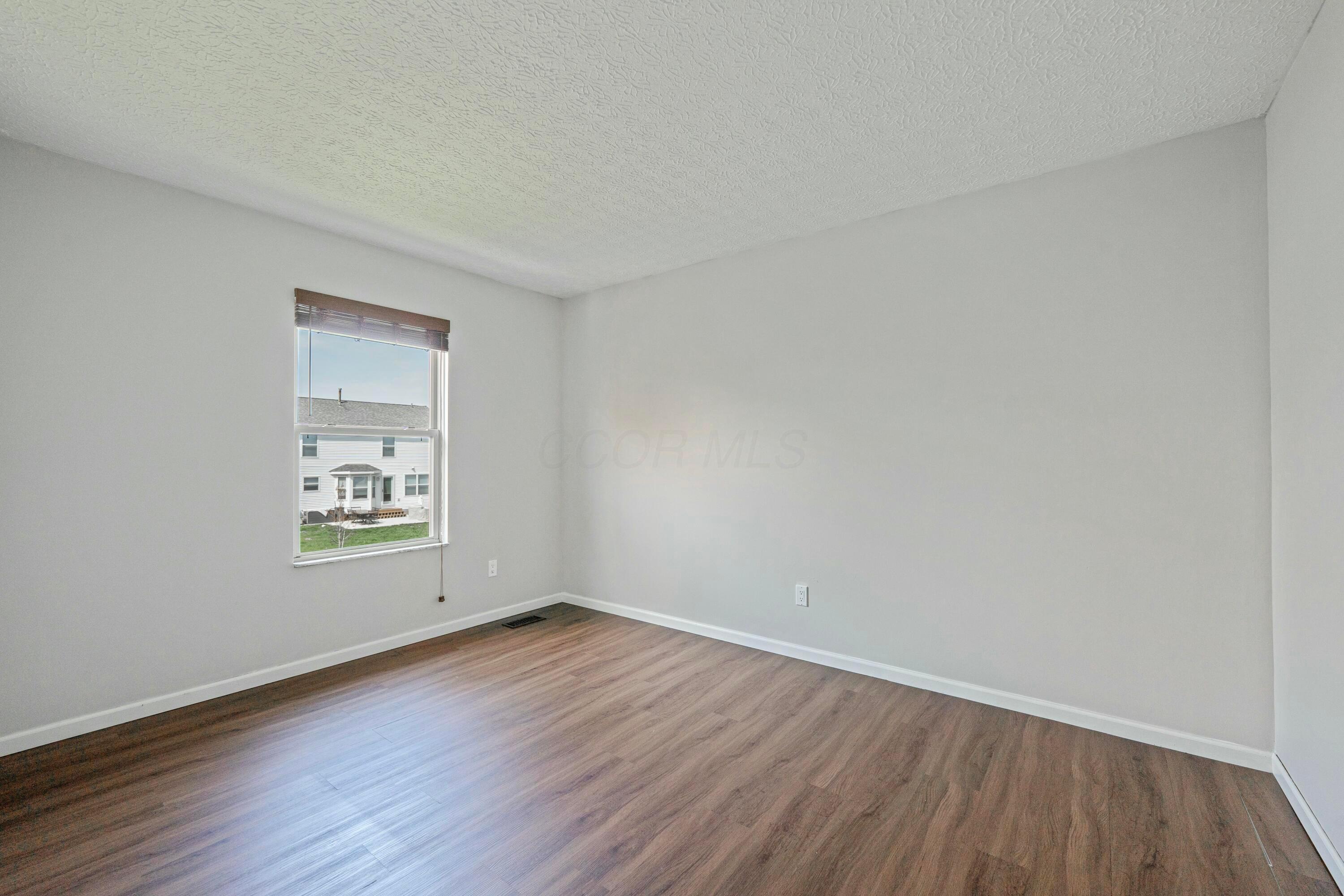 8733 Clarksdale Drive, Lewis Center, Ohio image 29