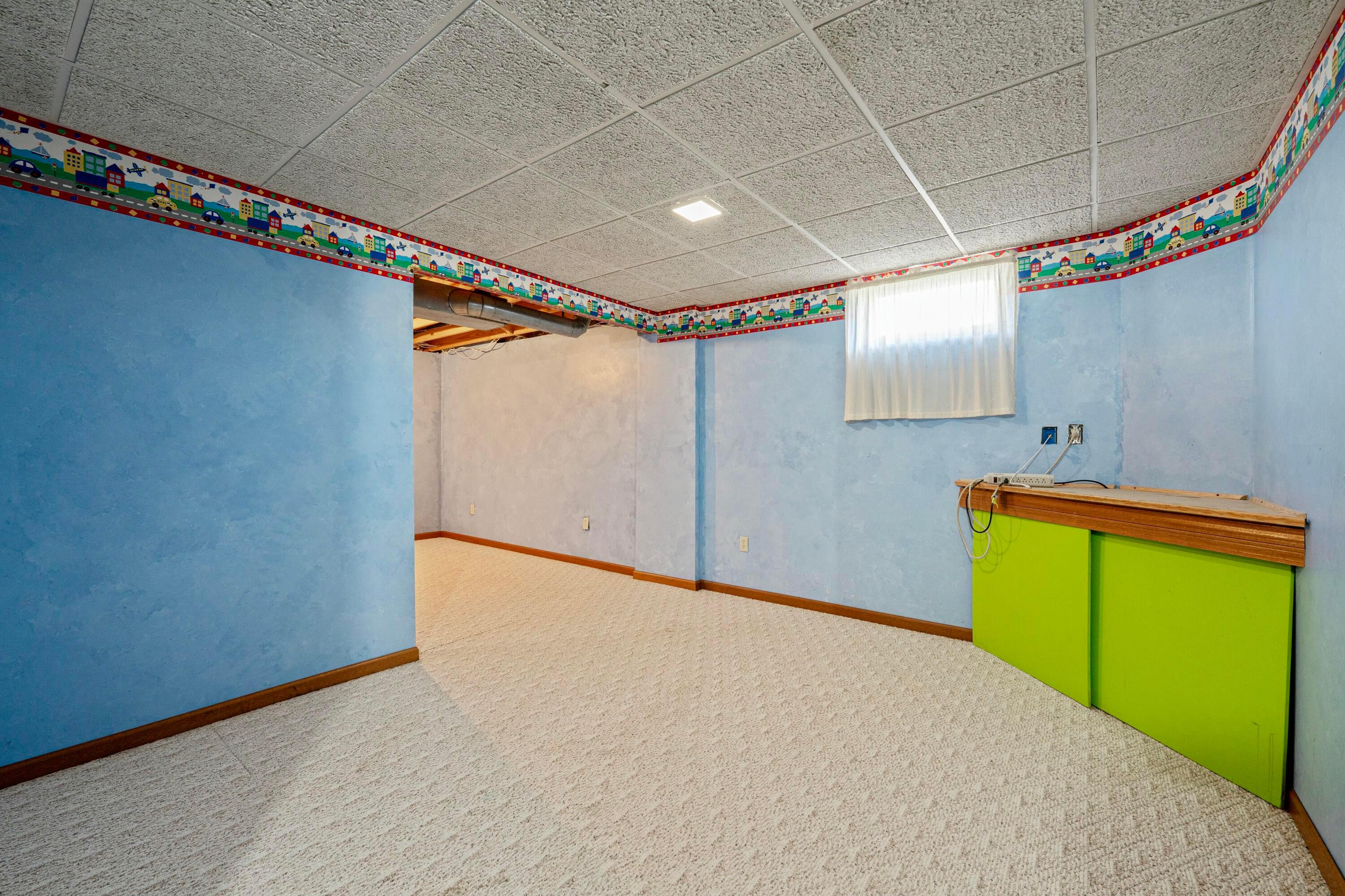 8733 Clarksdale Drive, Lewis Center, Ohio image 33