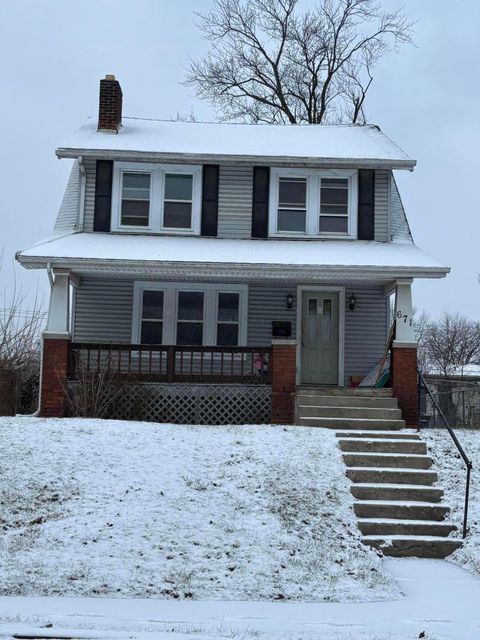 Photo of 671 S Eureka Avenue, Columbus, OH 43204 (MLS # 226001360)