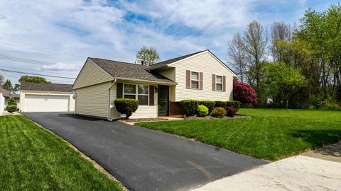 Photo of 3356 E Bodman Drive, Columbus, OH 43219 (MLS # 226012879)