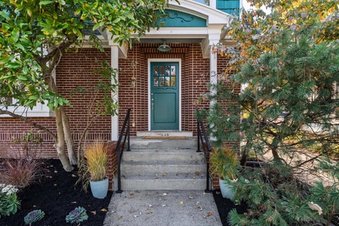 Photo of 549 E North Broadway Street, Columbus, OH 43214 (MLS # 226041318)