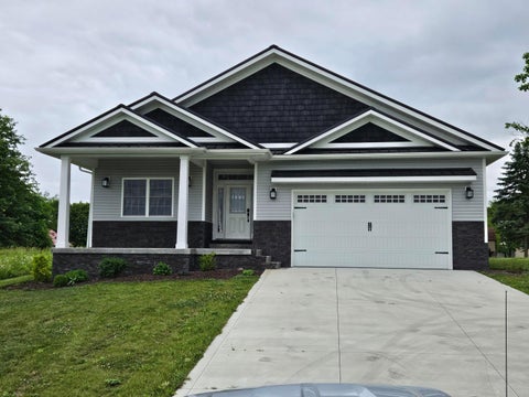 Tiny photo for 15066 Monroe Mills Road, Mount Vernon, OH 43050 (MLS # 226021550)