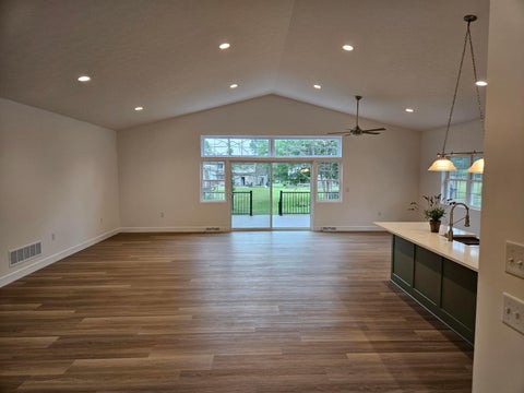 Tiny photo for 15066 Monroe Mills Road, Mount Vernon, OH 43050 (MLS # 226021550)