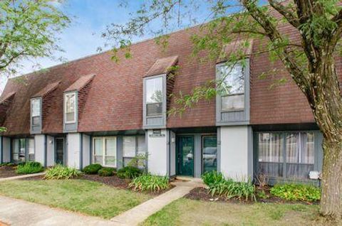 Tiny photo for 4692 Charecote Lane E #E, Columbus, OH 43220 (MLS # 226005464)