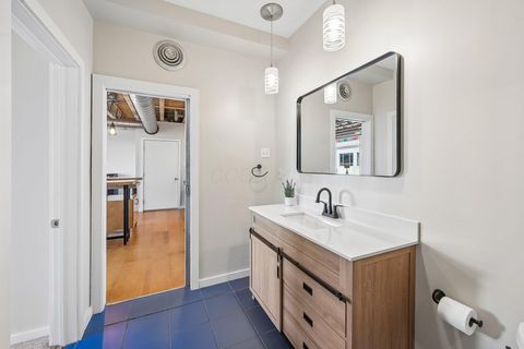 Tiny photo for 956 N High Street 2X #2X, Columbus, OH 43201 (MLS # 226014488)