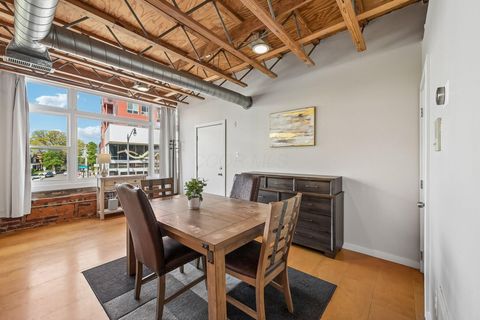 Tiny photo for 956 N High Street 2X #2X, Columbus, OH 43201 (MLS # 226014488)