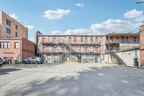 Tiny photo for 956 N High Street 2X #2X, Columbus, OH 43201 (MLS # 226014488)