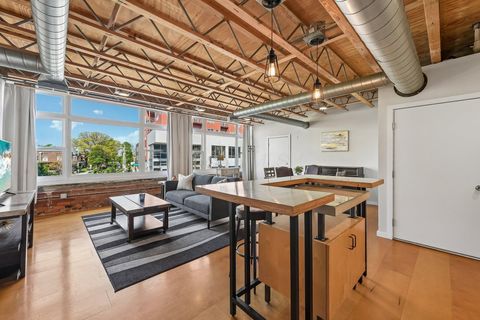 Tiny photo for 956 N High Street 2X #2X, Columbus, OH 43201 (MLS # 226014488)