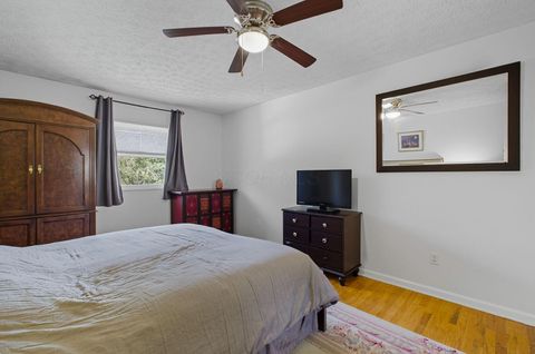 Tiny photo for 6869 Cedar Brook Place, New Albany, OH 43054 (MLS # 225035780)