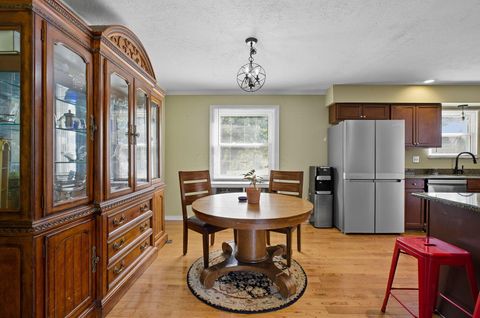 Tiny photo for 6869 Cedar Brook Place, New Albany, OH 43054 (MLS # 225035780)